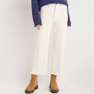 American Eagle Outfitters AEO Wide Leg Crop Stretch Jeans‎ Raw Hem Off-White 20